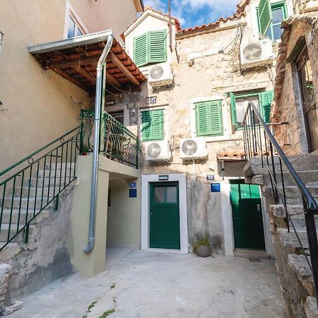 Apartments Jerolim Сплит Экстерьер фото