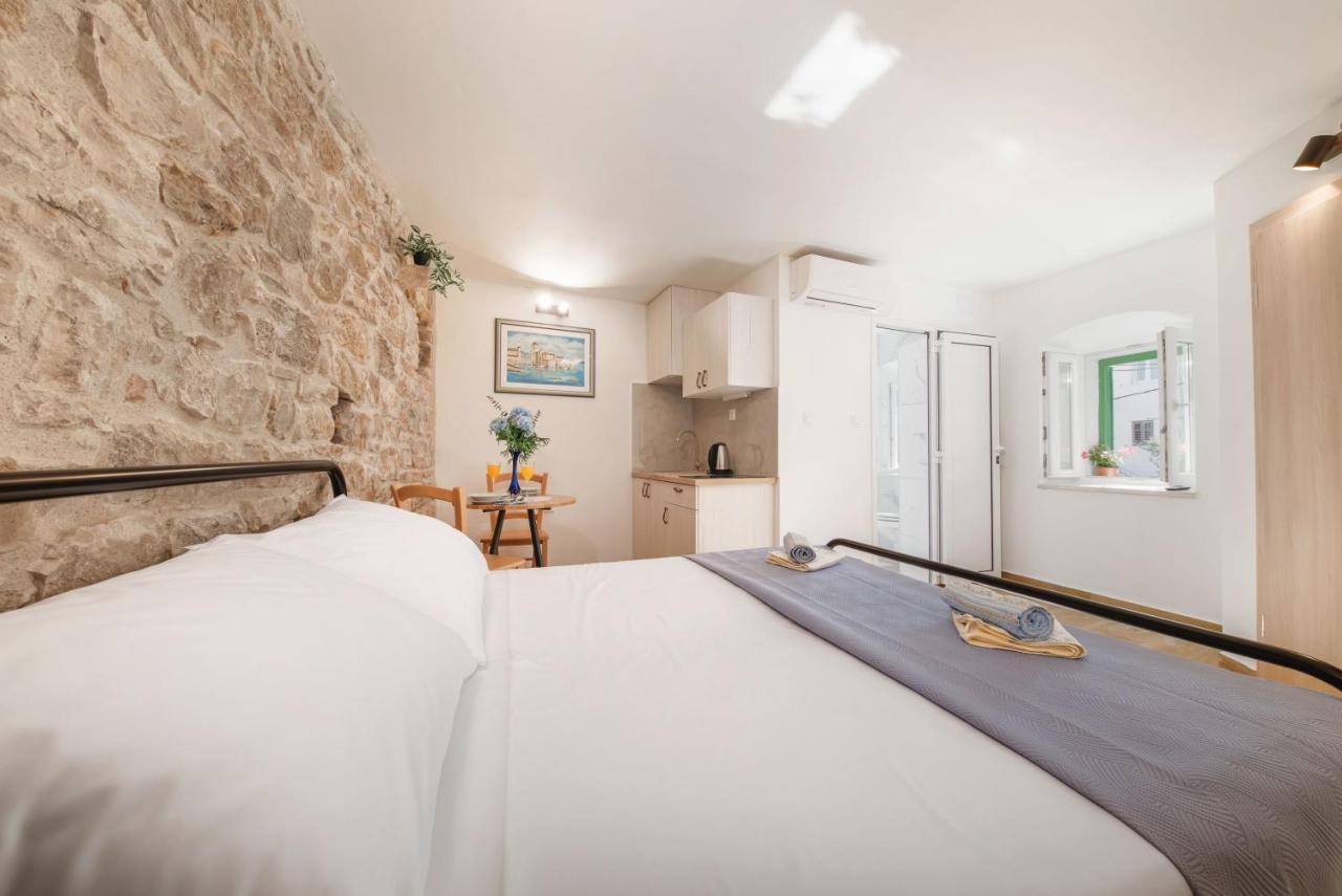 Apartments Jerolim Сплит Экстерьер фото