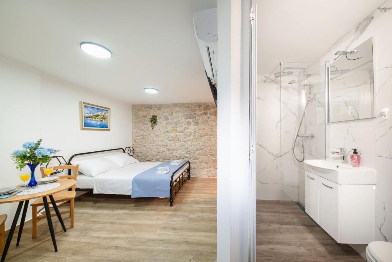 Apartments Jerolim Сплит Экстерьер фото